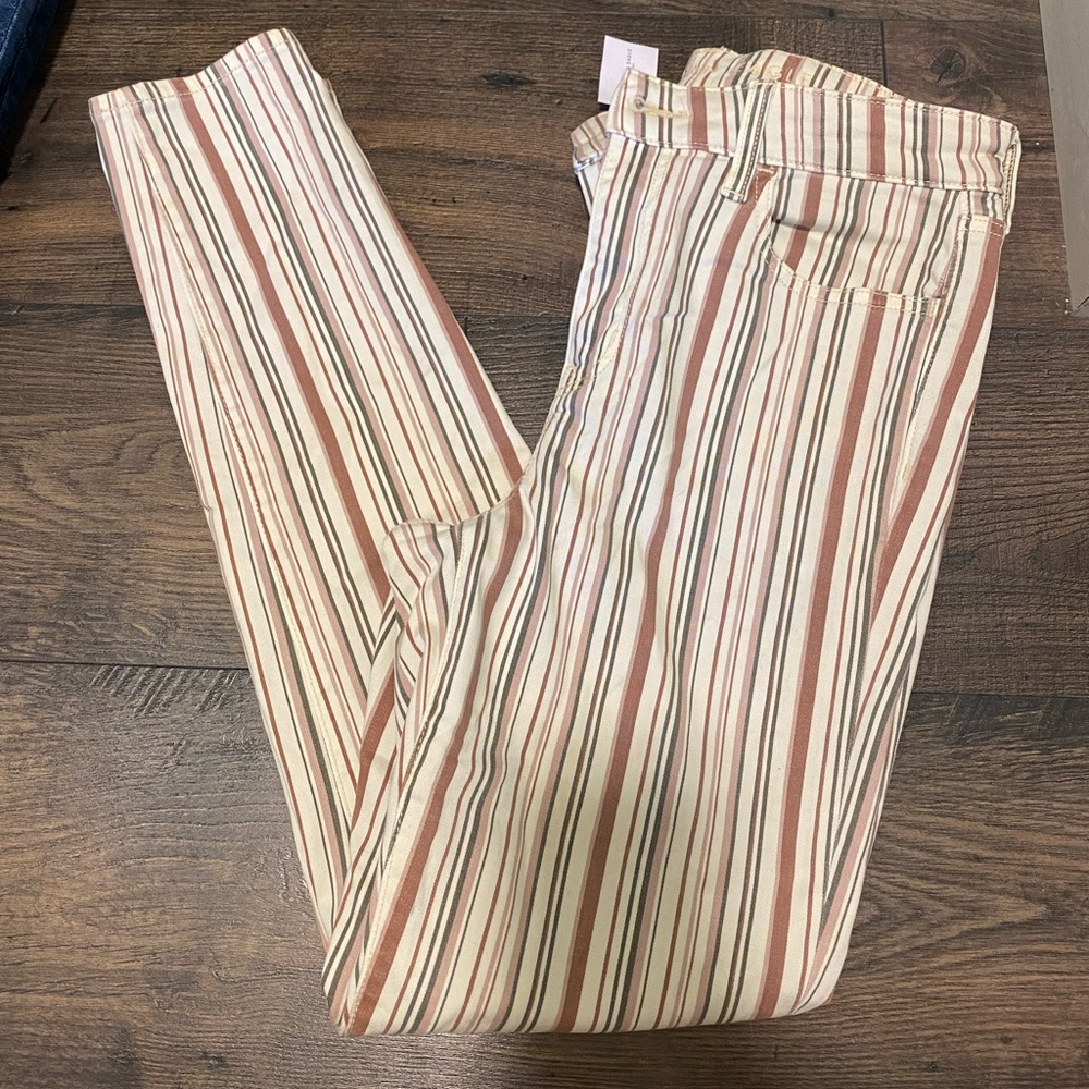 NWT American Eagle a high Rise Jeggings
